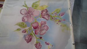 obraz przedstawiający różowe kwiaty na białym tle.