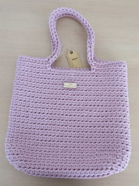 Fioletowa pleciona torebka z materiału